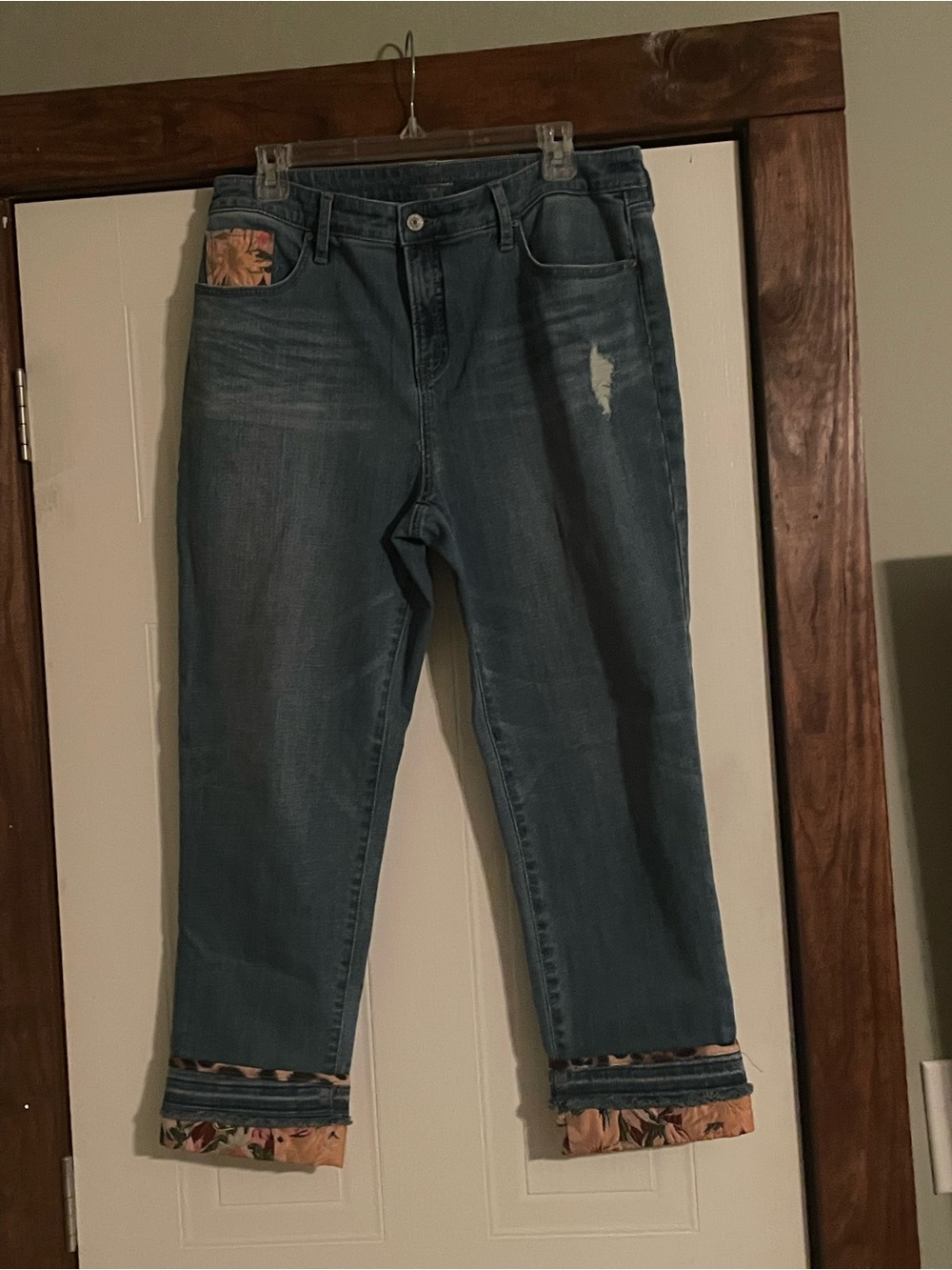 Chico's Blue Cropped Jeans with Floral Cuff